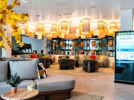Exterior. Novotel Atria Nimes Centre
