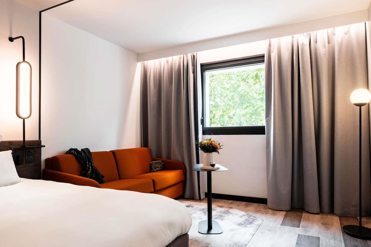 Standard Room, 1 Double Bed with Sofa bed