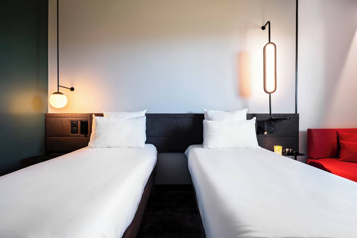 Standard Room, 2 Single Beds | Premium bedding, memory-foam beds, in-room safe, desk
