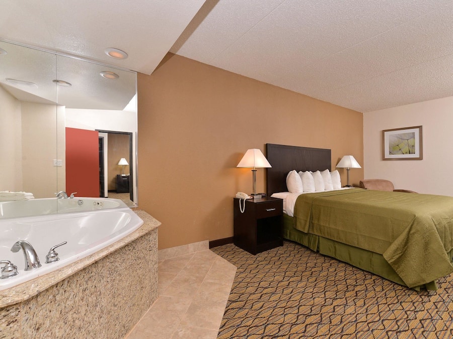 Luxe beddengoed, een strijkplank/strijkijzer, extra bedden, gratis wifi