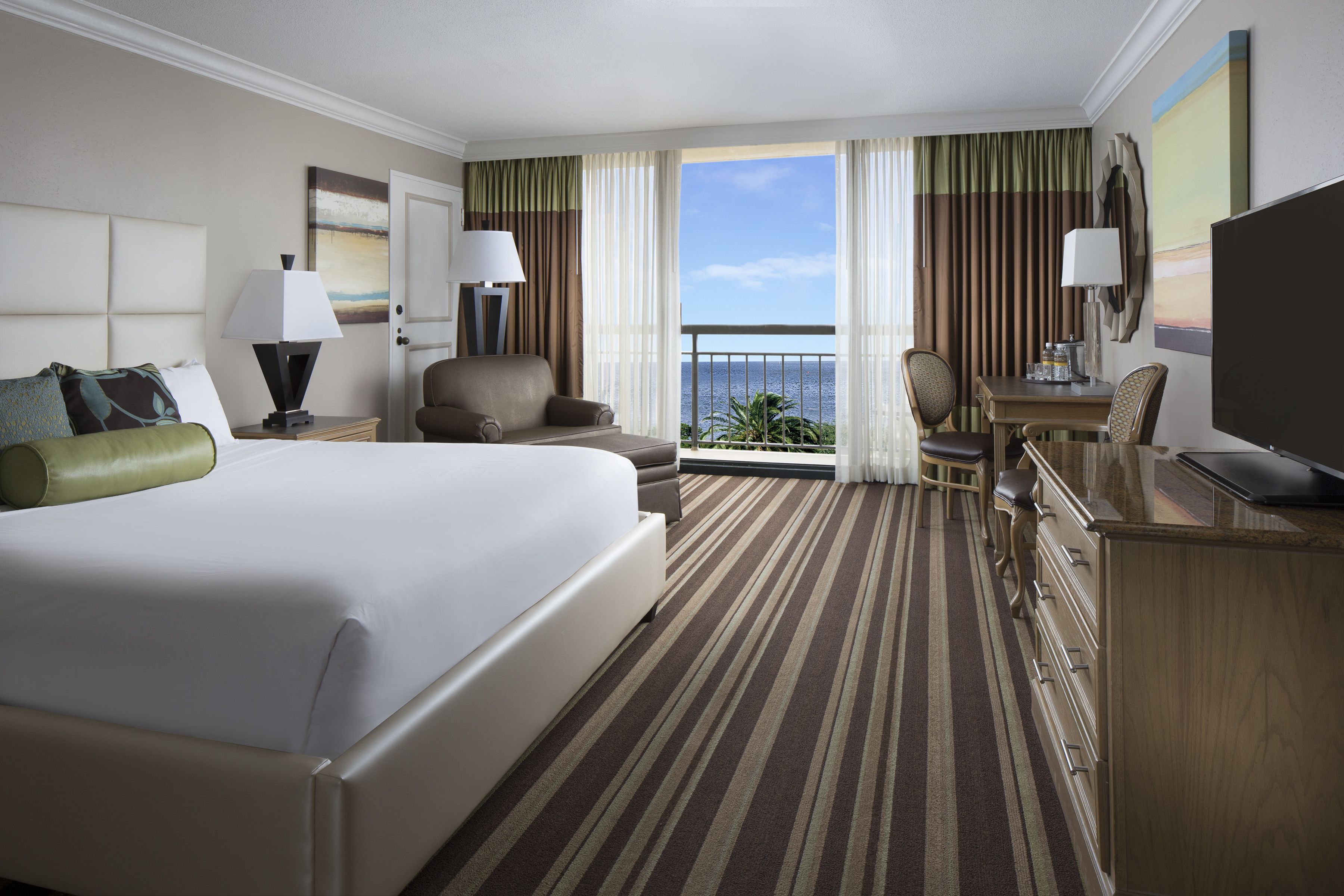 premium bedding, in-room safe, desk, blackout curtains