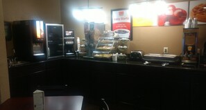 Dining - Econo Lodge Luverne I-90 (Luverne)