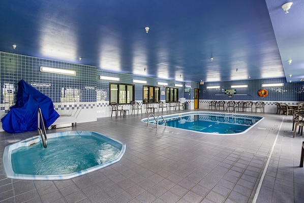 Piscine intérieure
