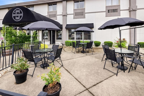 Days Inn by Wyndham Columbus East Airport