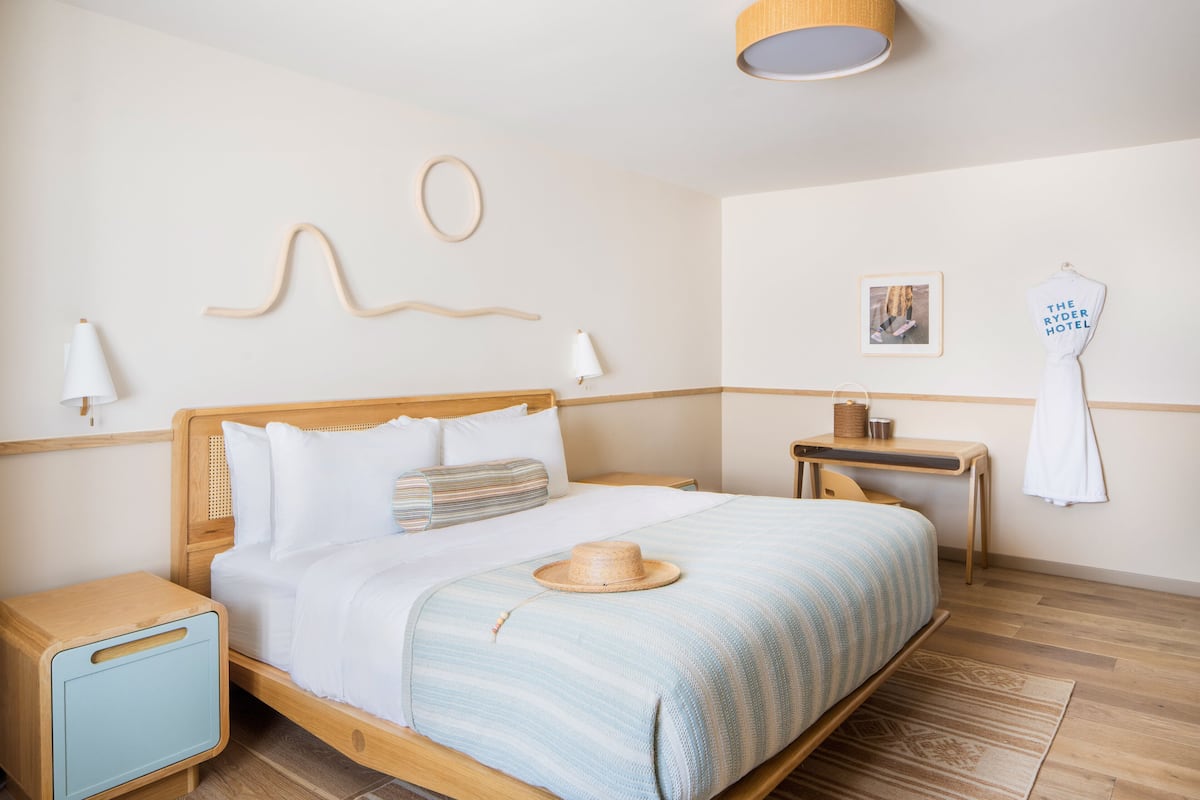 Premium bedding, pillowtop beds, in-room safe, desk