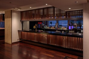 Bar (in der Unterkunft)
