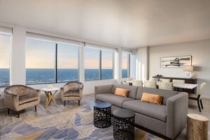 Presidential Suite, 1 Bedroom | Living area | 32-inch LCD TV with satellite channels, Smart TV, pay films