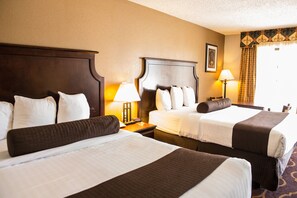 Premium bedding, in-room safe, desk, laptop workspace