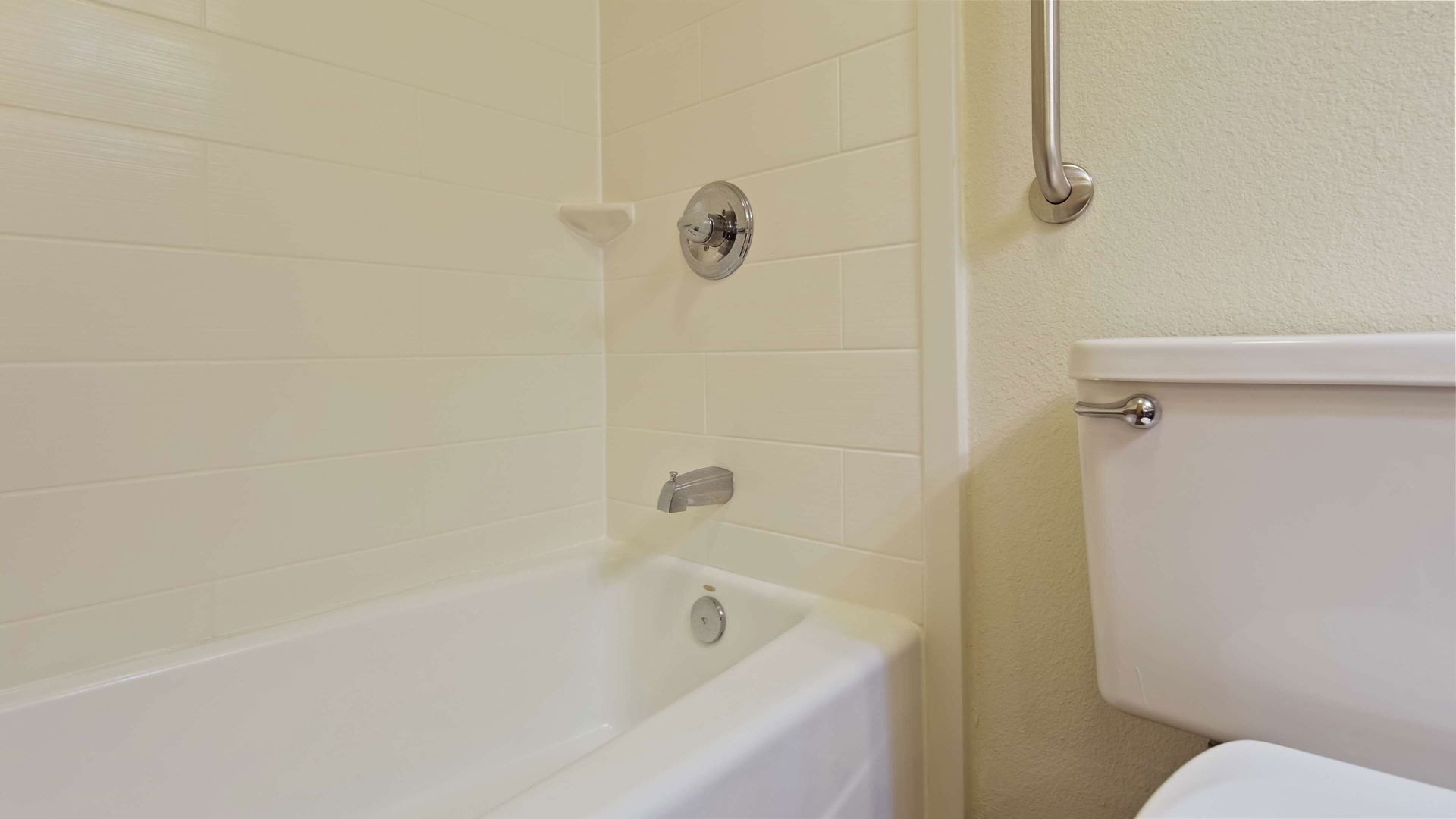 Bathroom | Rainfall showerhead, free toiletries, hair dryer, towels