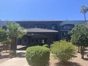 Exterior - Ocotillo Apartments at Bell (Phoenix)