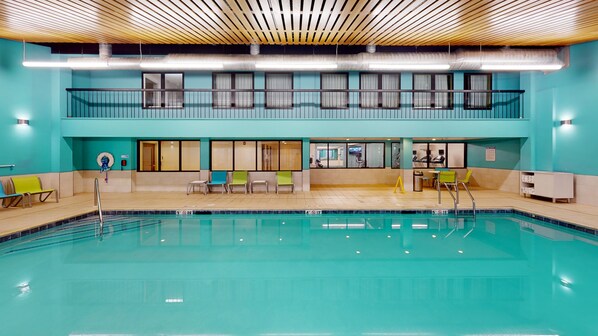 Indoor pool, open 7:00 AM to 10:00 PM, sun loungers