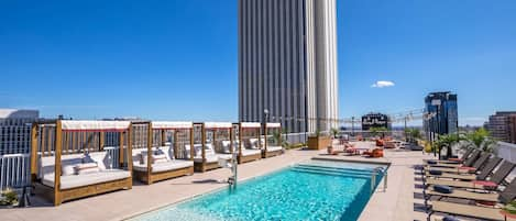 Seasonal outdoor pool, sun loungers