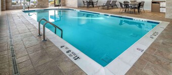 Hampton Inn Long Island / Commack