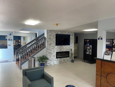 Days Inn by Wyndham Muncie -Ball State University