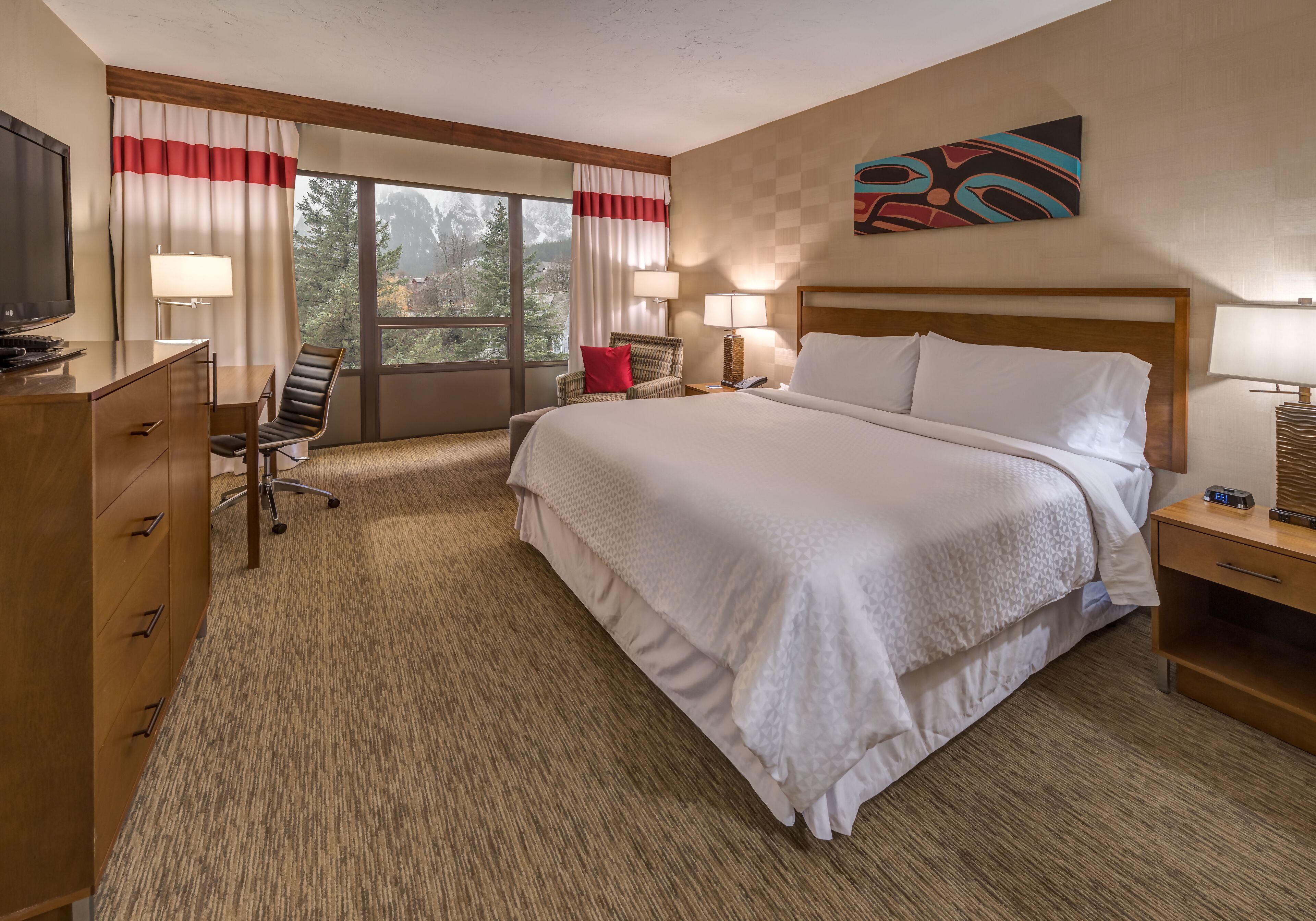 premium bedding, pillow-top beds, desk, blackout curtains