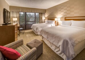 Premium bedding, pillowtop beds, desk, blackout drapes - Four Points by Sheraton Juneau (Juneau)