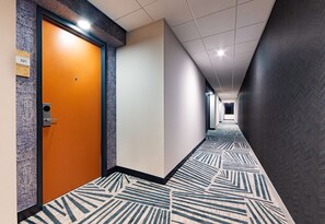 1 dormitorio, ropa de cama de alta calidad, edredones de plumas
