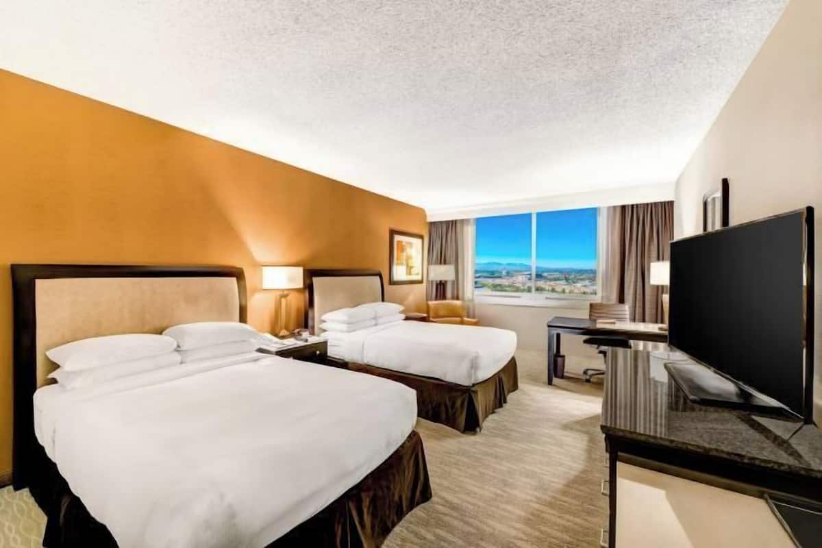 1 dormitorio, ropa de cama de alta calidad, edredones de plumas