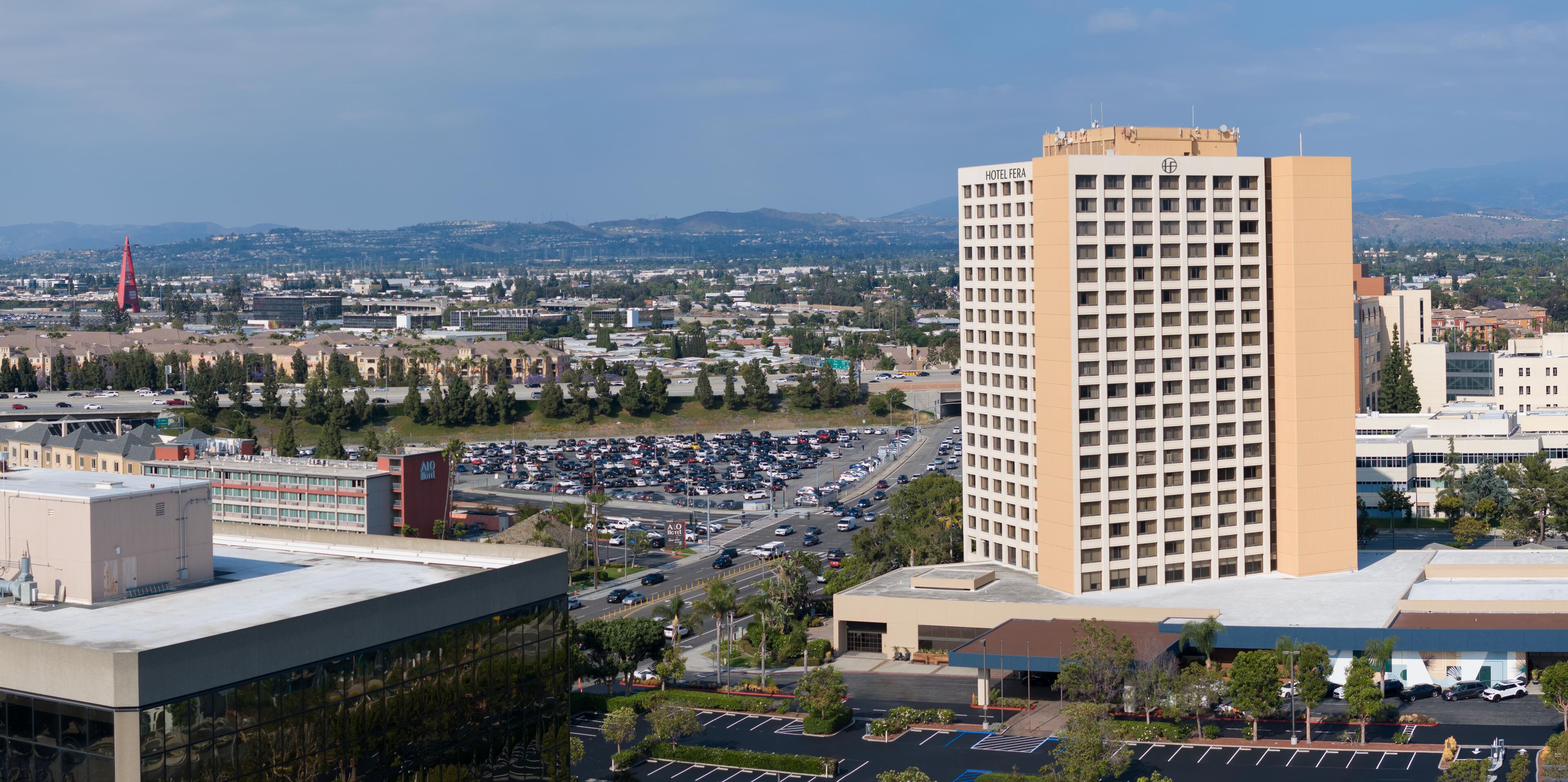 Photo - Hotel Fera Anaheim, a DoubleTree by Hilton Hotel