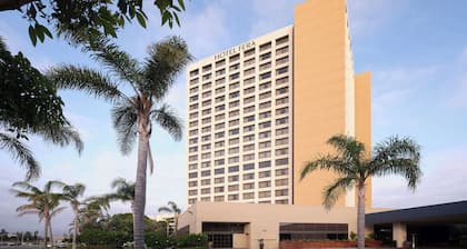 Hotel Fera Anaheim, a DoubleTree by Hilton