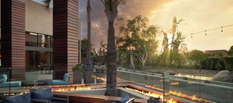 費拉安納海姆酒店 (逸林酒店)