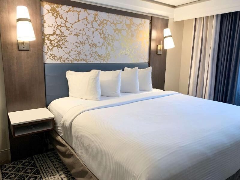 Egyptian cotton sheets, in-room safe, laptop workspace