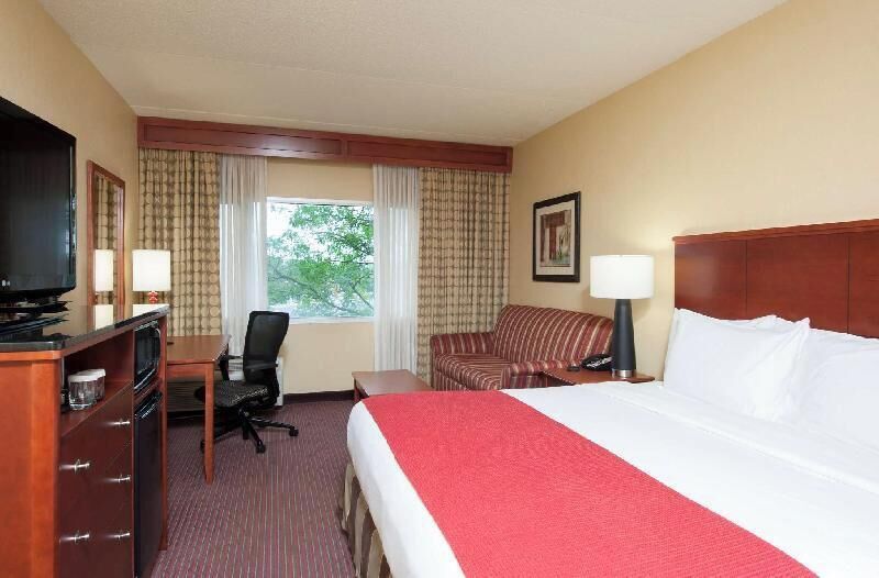 Down comforters, pillowtop beds, in-room safe, desk