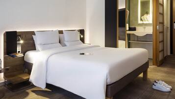 Minibar, in-room safe, desk, blackout curtains