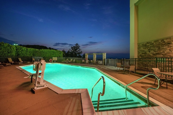 Seasonal outdoor pool