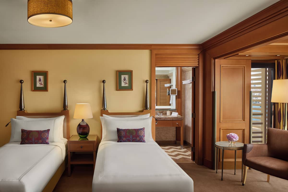 1 bedroom, Egyptian cotton sheets, premium bedding, minibar