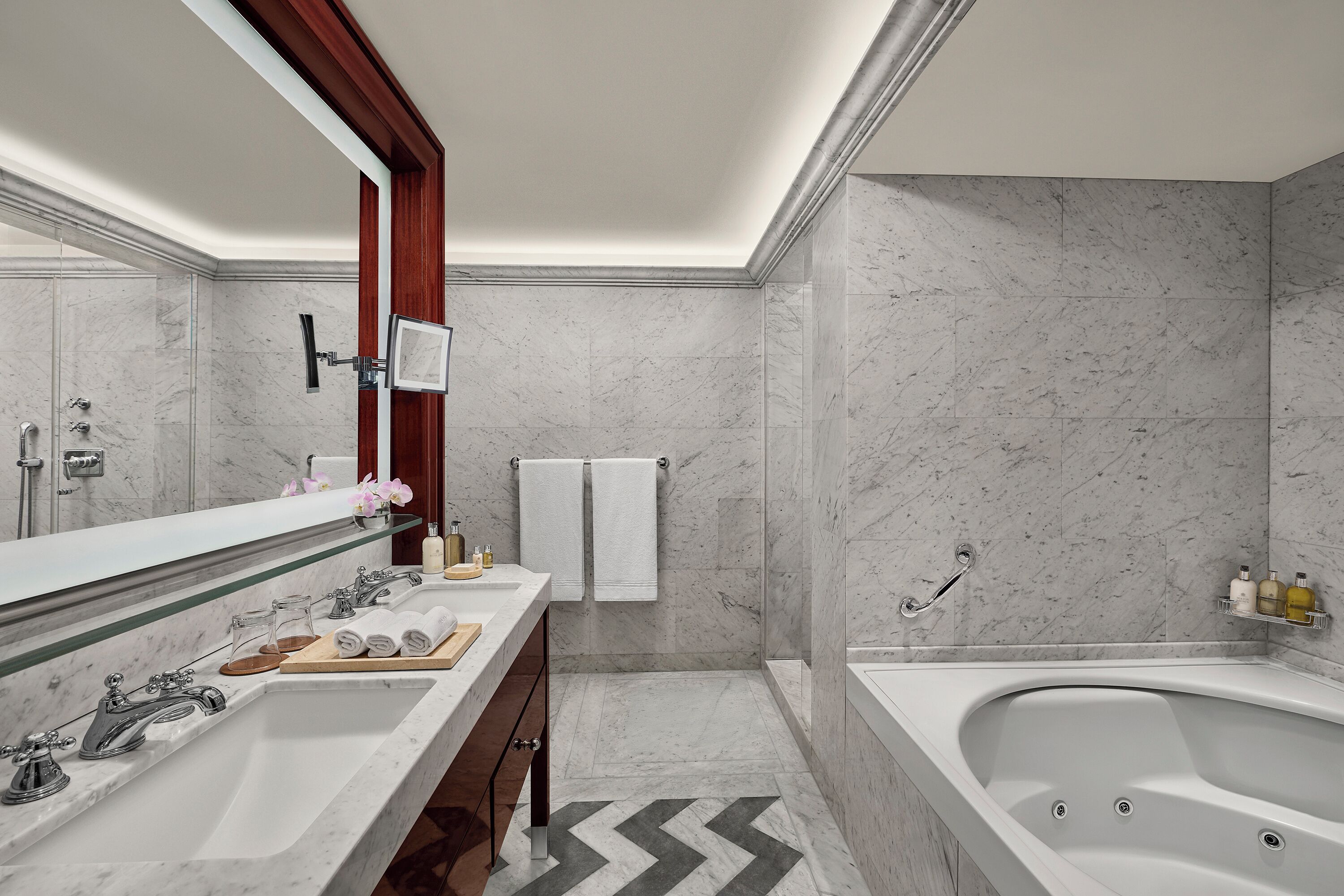 presidential suite | bathroom | combined shower/bathtub, rainfall showerhead, designer toiletries