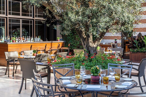 3 Restaurants, Frühstück, Mittagessen, Abendessen, mediterrane Küche