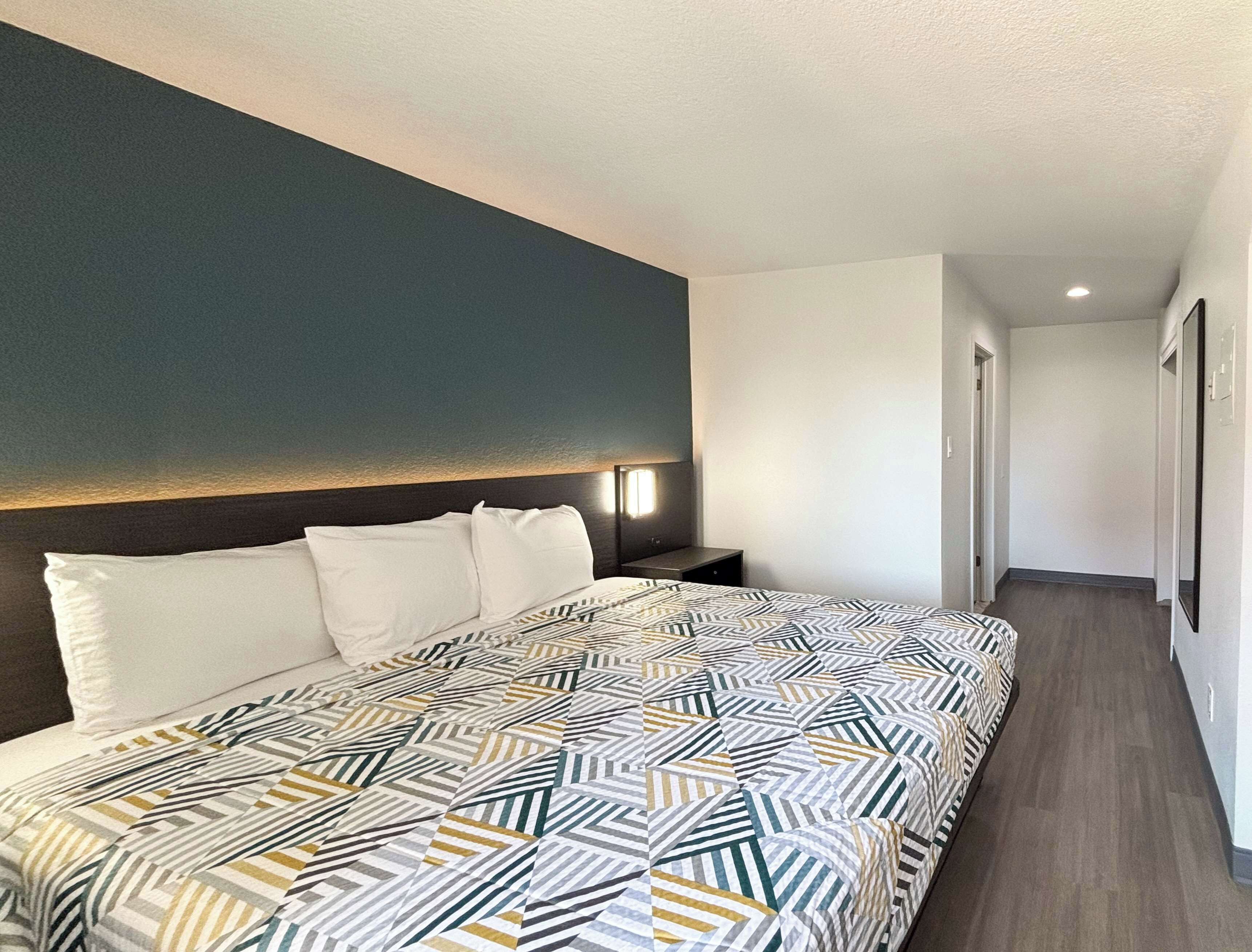 Schreibtisch, Bettwäsche