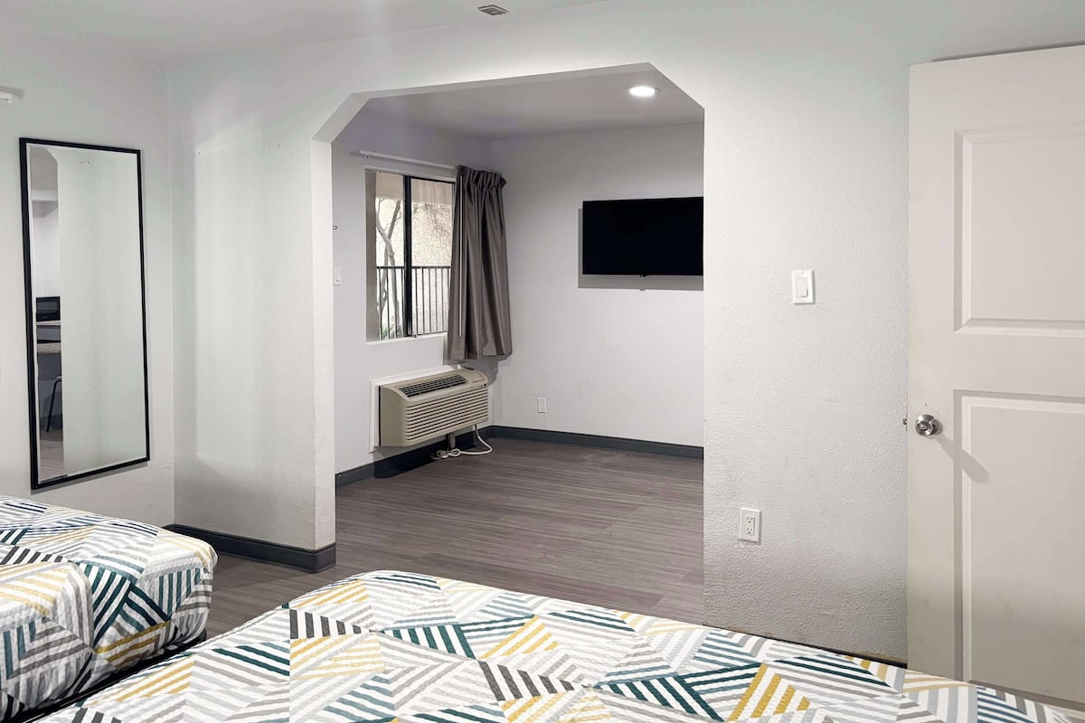 Schreibtisch, Bettwäsche