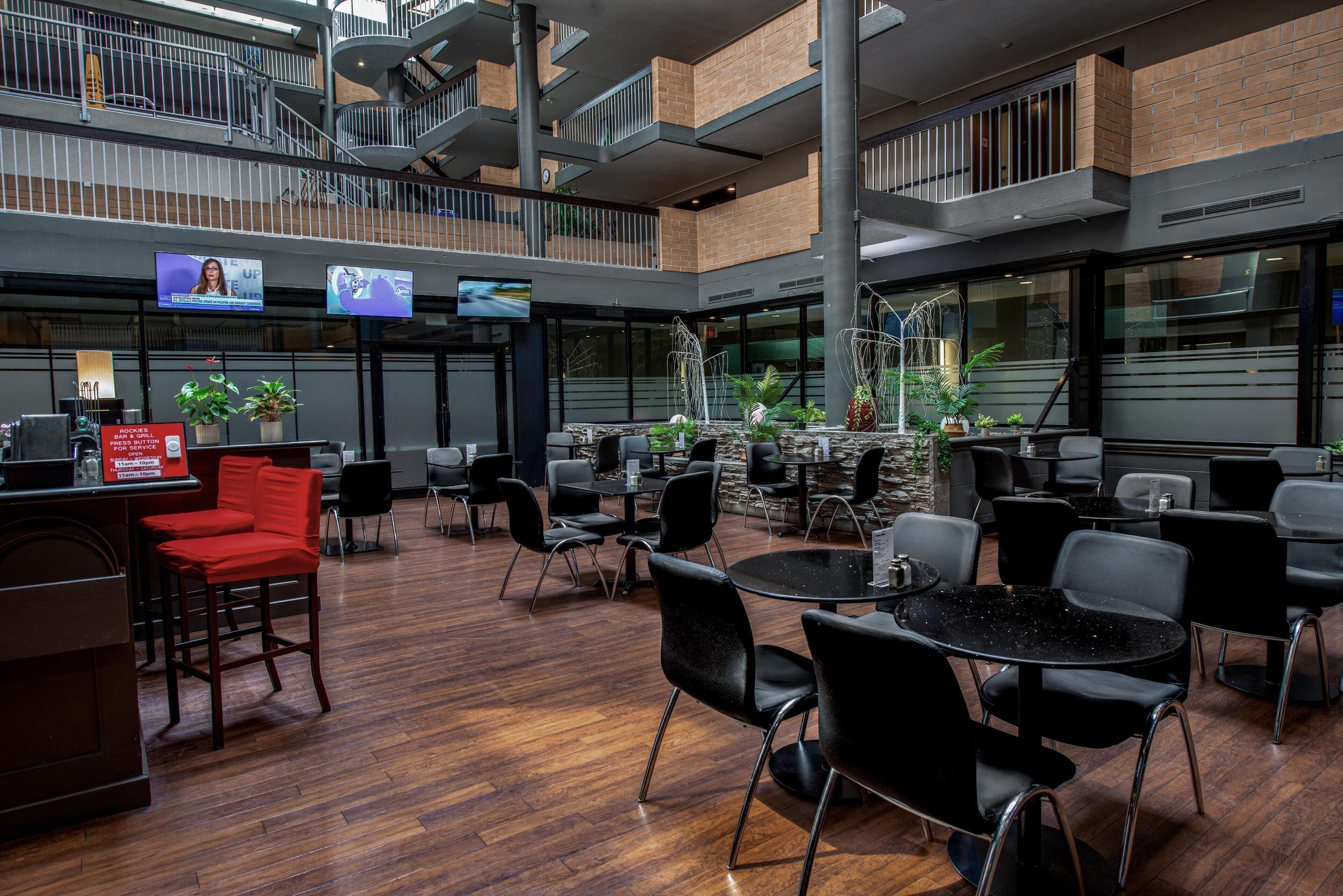 Foto - Coast Calgary University Area Hotel by APA