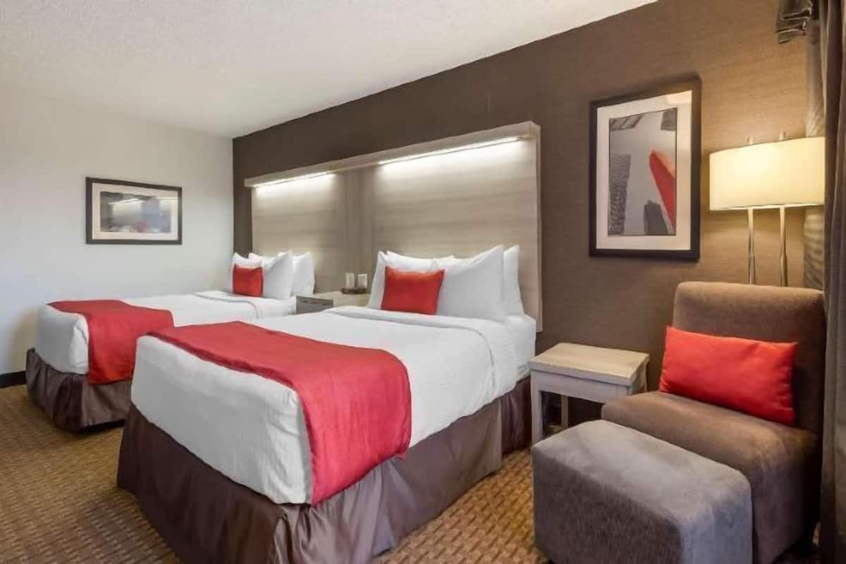 Ropa de cama de alta calidad y camas con pillow-top