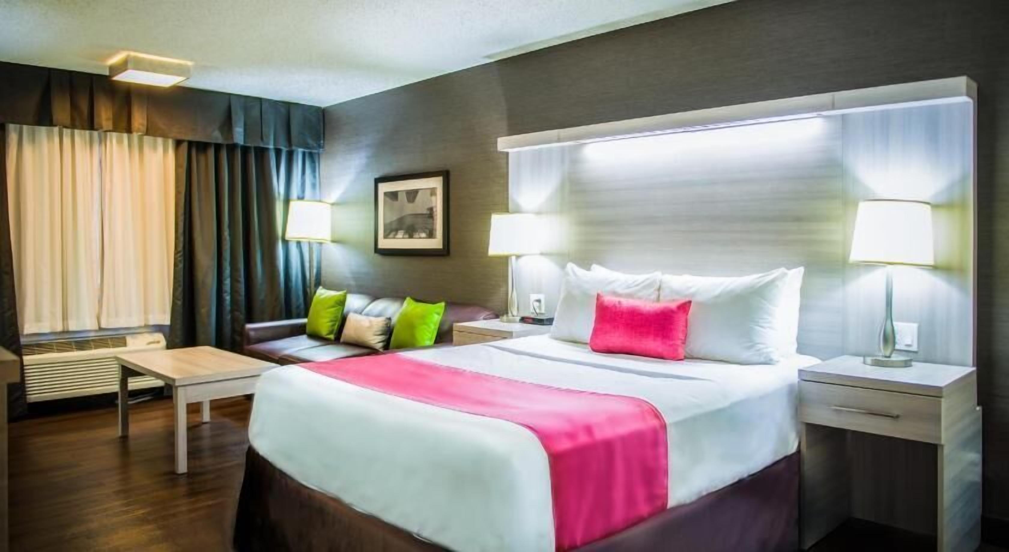 Ropa de cama de alta calidad y camas con pillow-top 