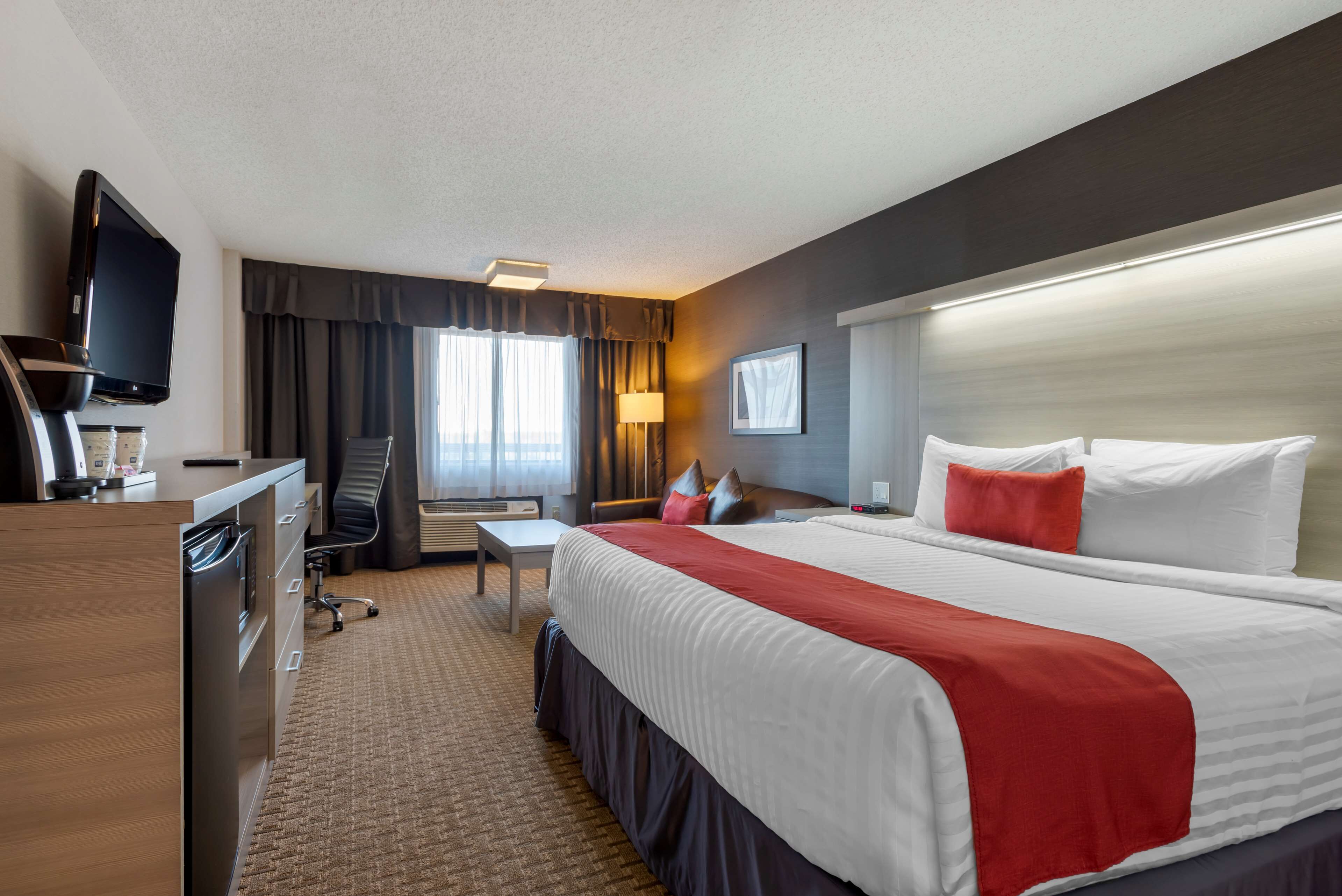 Foto - Best Western Plus Village Park Inn