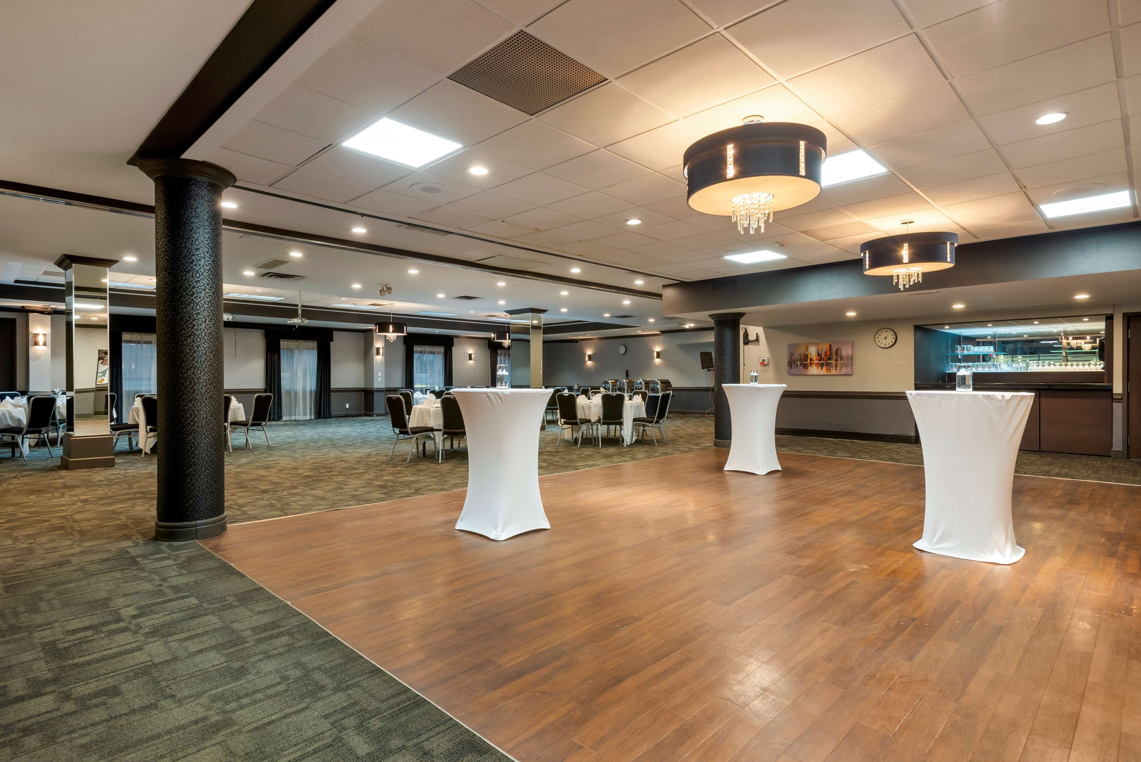Foto - Best Western Plus Village Park Inn