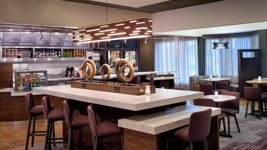 Courtyard by Marriott Detroit Metropolitan Airport Romulus