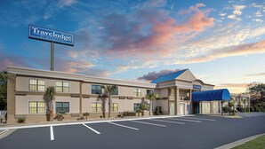 Unclassified image, 5 of 31, button - Travelodge by Wyndham Perry National Fairgrounds Area I-75 (Perry)