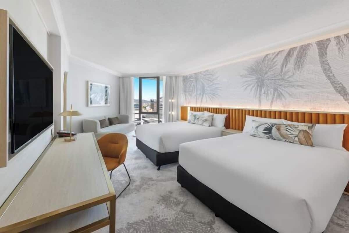 1 slaapkamer, luxe beddengoed, een kluis op de kamer, een bureau