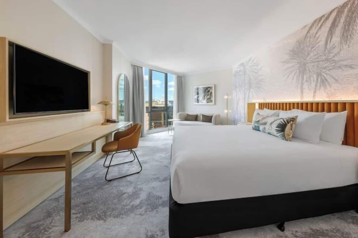 1 slaapkamer, luxe beddengoed, een kluis op de kamer, een bureau