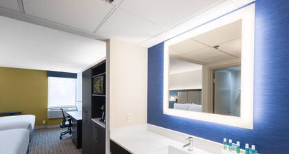 Holiday Inn Express Ramsey-Mahwah by IHG