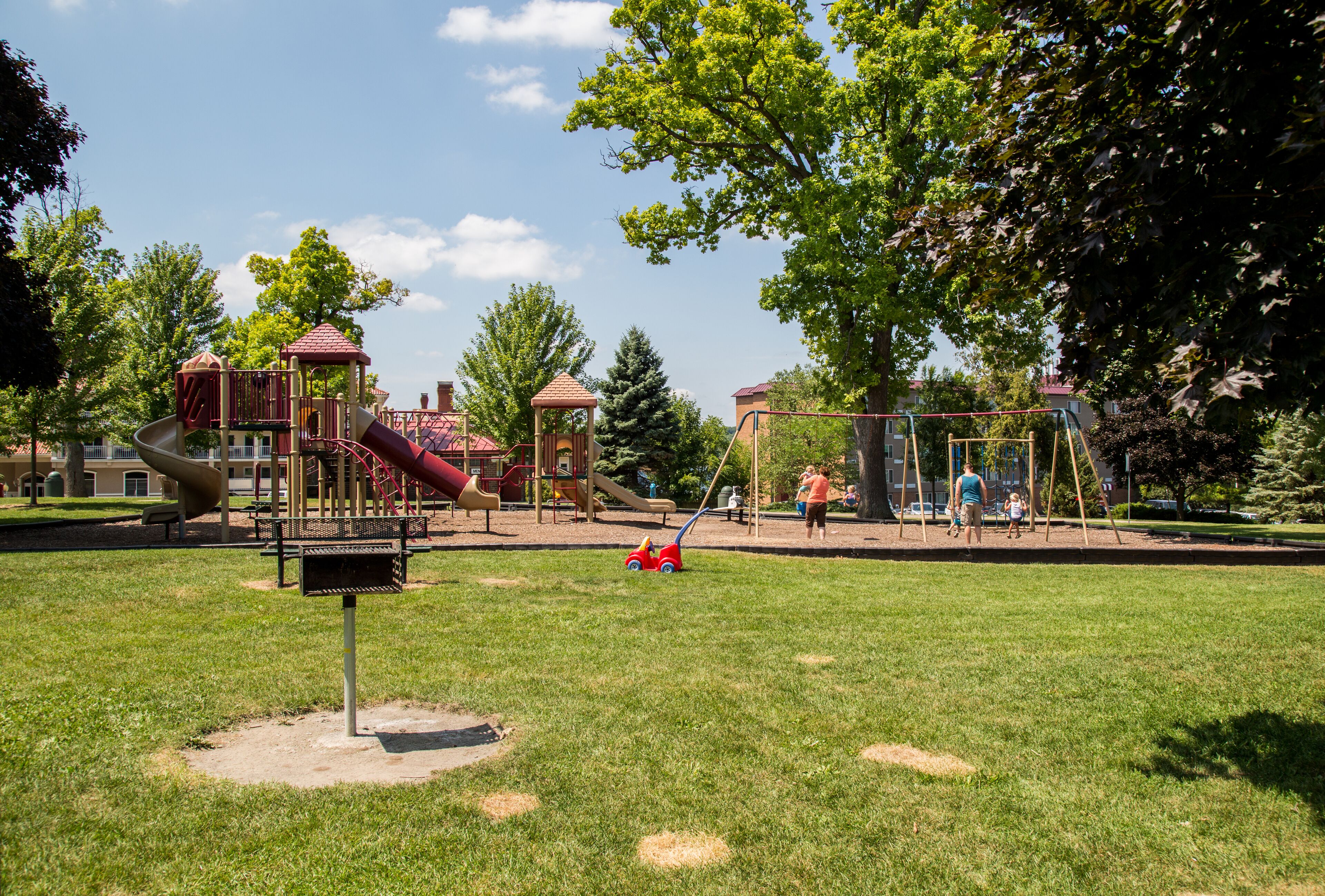 children’s play area – outdoor