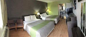 Ferros/tábuas de passar roupa, Wi-Fi de cortesia, roupa de cama