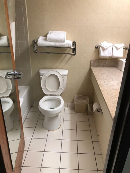 Holiday Inn Indianapolis Airport Area N, an IHG Hotel - Image 14