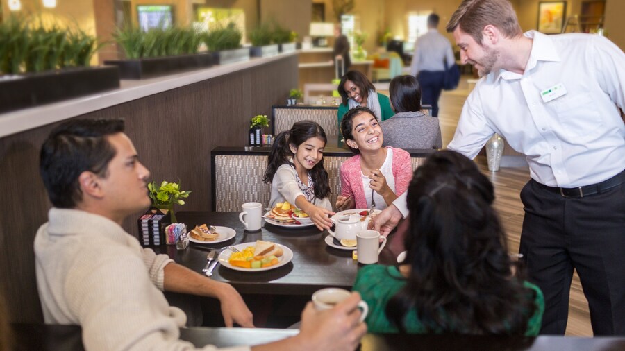 Holiday Inn Indianapolis Airport Area N by IHG