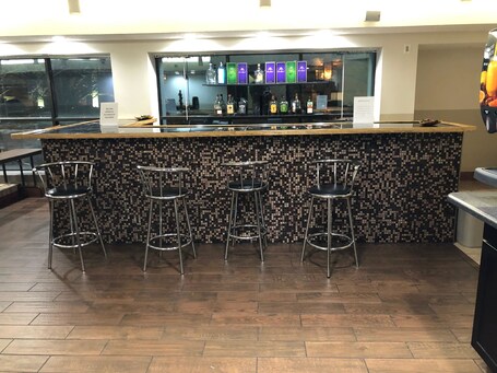 Holiday Inn Indianapolis Airport Area N, an IHG Hotel - Image 3