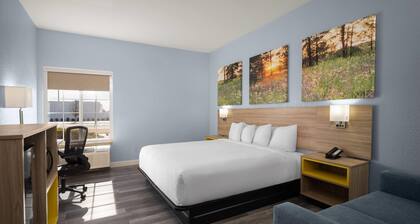 Days Inn by Wyndham Dodge City